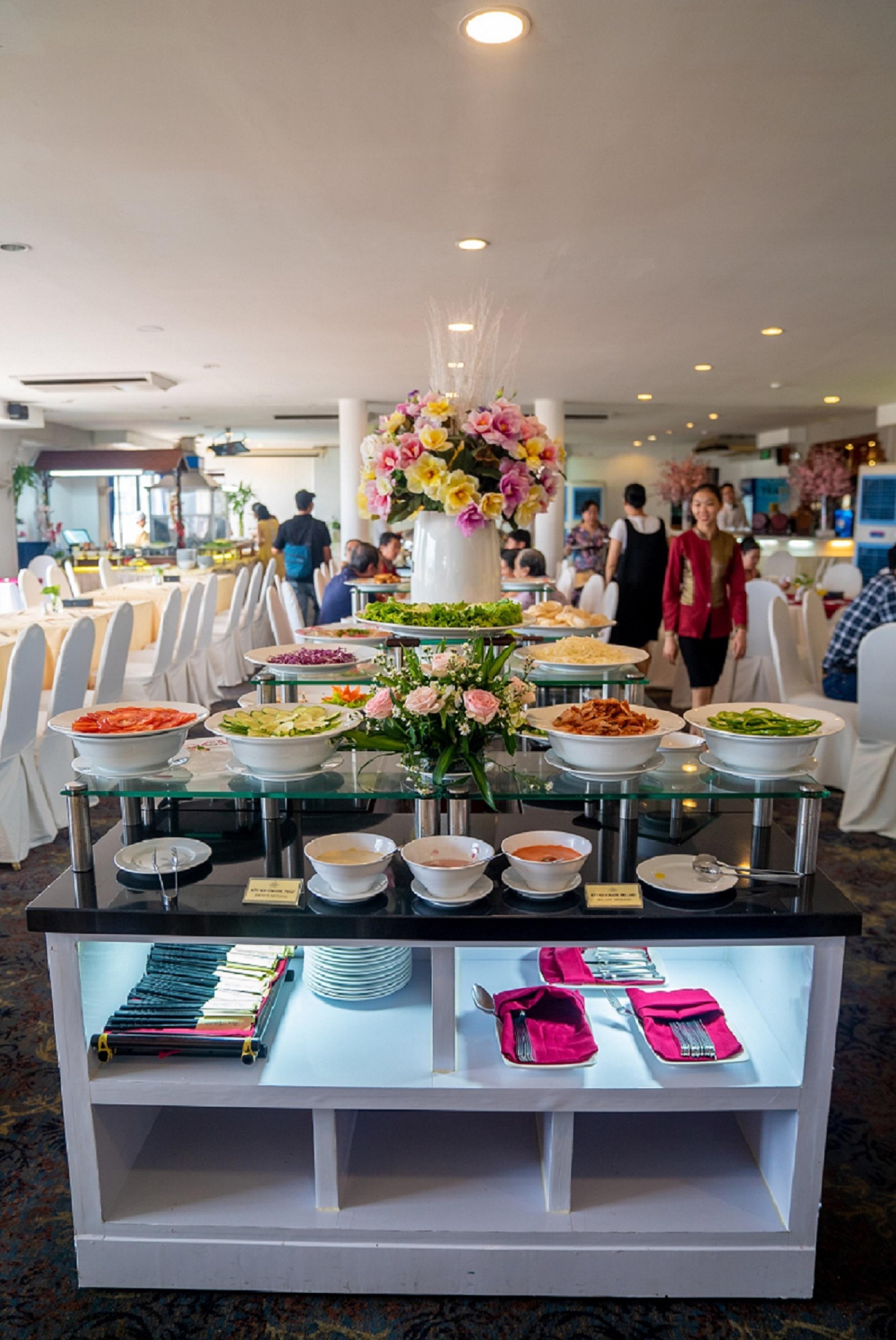 Khách sạn Oscar Saigon