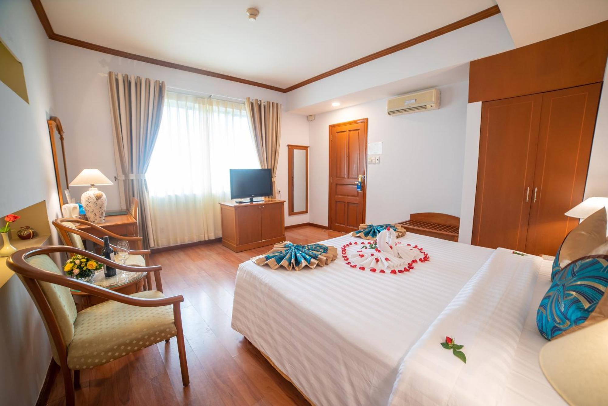 Khách sạn Oscar Saigon 4*